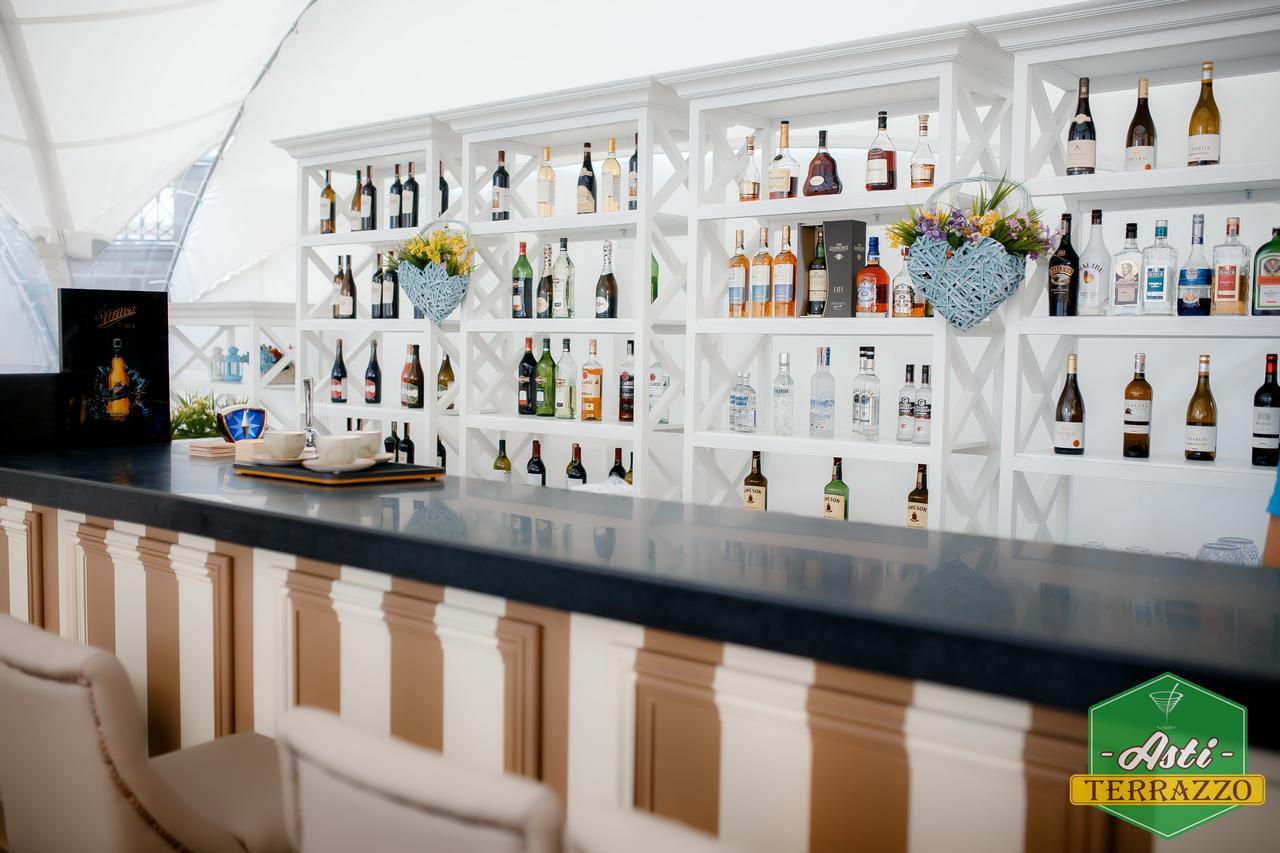 Park Hotel Karaganda Zewnętrze zdjęcie