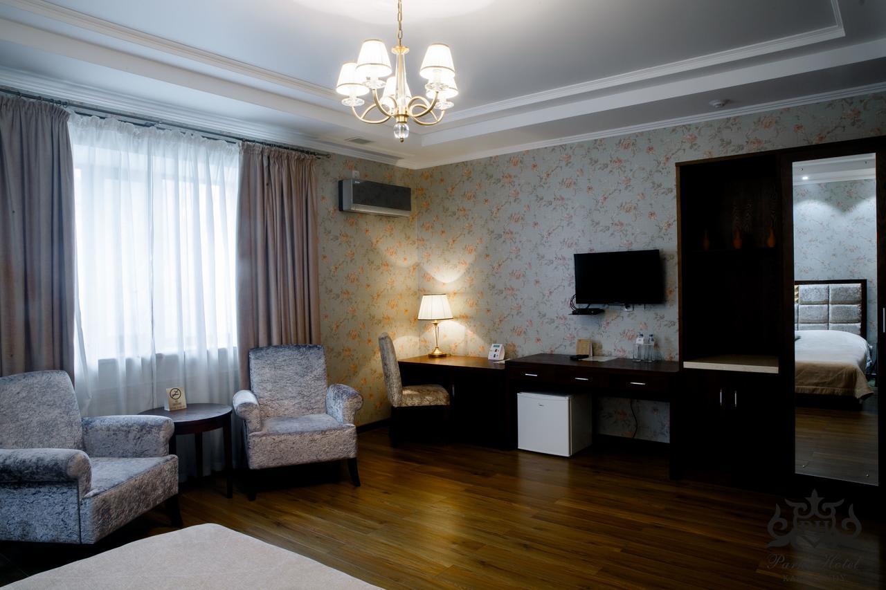 Park Hotel Karaganda Zewnętrze zdjęcie
